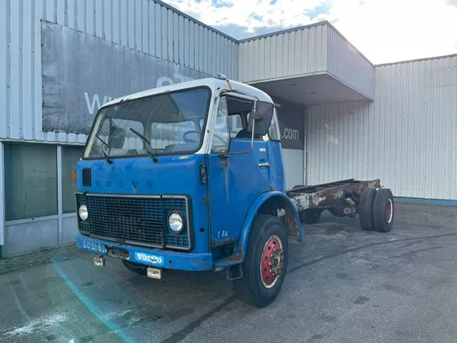 Volvo F 86 -49 S , Oldtimer for Restauration - Şasi kamyon: fotoğraf 1 Volvo F 86 -49 S , Oldtimer for Restauration - Şasi kamyon: fotoğraf 1