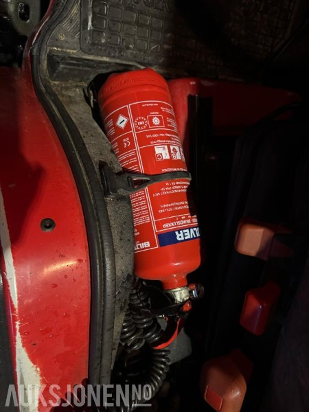 Vinçli kamyon 2000 Volvo FL611 med kran og plan KUN 98.766km EU OK TIL 09.12.2026: fotoğraf 21