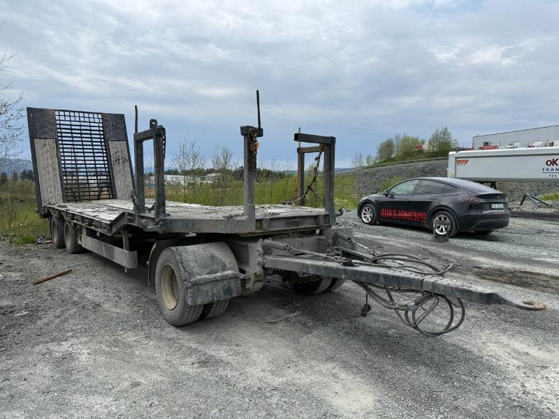 2006 Damm Slephenger med hydraulisk kjørebro og Batteridrevet hydraulikk - Alçak çerçeveli platform römork: fotoğraf 3 2006 Damm Slephenger med hydraulisk kjørebro og Batteridrevet hydraulikk - Alçak çerçeveli platform römork: fotoğraf 3