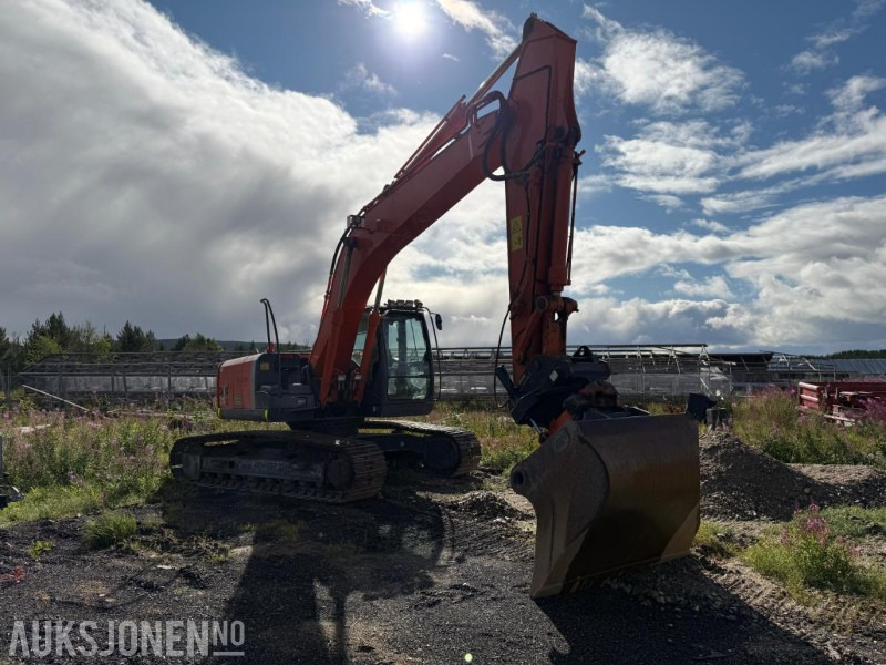 2008 Hitachi ZX210LC-3 – 9754 t - Novatron - Sentralsmøring - Ekskavatör: fotoğraf 3 2008 Hitachi ZX210LC-3 – 9754 t - Novatron - Sentralsmøring - Ekskavatör: fotoğraf 3