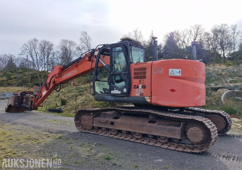 2009 Hitachi ZX225USLC-3 Beltegraver m/GPS/Rototilt med klype/3 skuffer, 12800 timer - Ekskavatör: fotoğraf 4 2009 Hitachi ZX225USLC-3 Beltegraver m/GPS/Rototilt med klype/3 skuffer, 12800 timer - Ekskavatör: fotoğraf 4