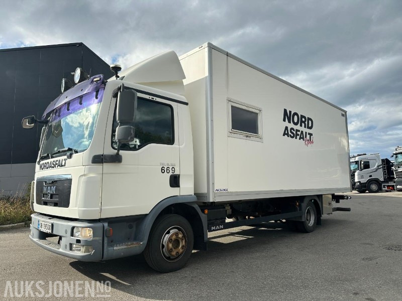 2010 MAN TGL8.1804X2BL SKAPBIL - 206034 KM. - Kapalı kasa kamyon: fotoğraf 1 2010 MAN TGL8.1804X2BL SKAPBIL - 206034 KM. - Kapalı kasa kamyon: fotoğraf 1