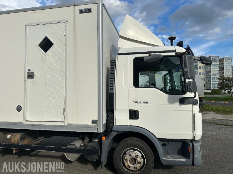 2010 MAN TGL8.1804X2BL SKAPBIL - 206034 KM. - Kapalı kasa kamyon: fotoğraf 2 2010 MAN TGL8.1804X2BL SKAPBIL - 206034 KM. - Kapalı kasa kamyon: fotoğraf 2