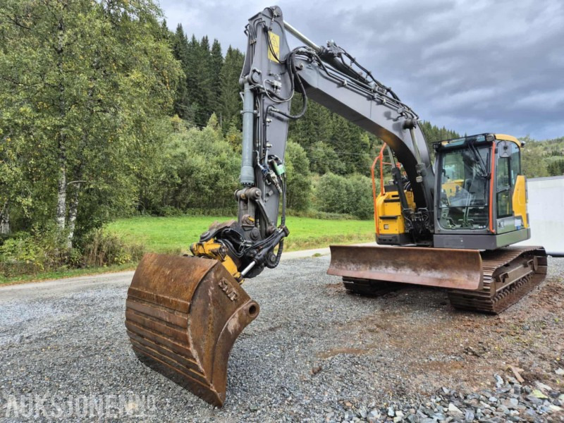 2010 Volvo EC145EL ENGCON TILTROTATOR SENTRALSMØRING 7474 timer - Ekskavatör: fotoğraf 1 2010 Volvo EC145EL ENGCON TILTROTATOR SENTRALSMØRING 7474 timer - Ekskavatör: fotoğraf 1