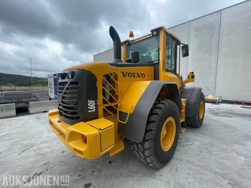 2011 VOLVO L60F HJULLASTER - SPAKSTYRING - NYE DEKK - BBS - 3-4 FUNKSJON - PALLEGAFLER - SKUFFE - KAMERA - MYE PÅKOSTET! - Tekerlekli yükleyici: fotoğraf 3 2011 VOLVO L60F HJULLASTER - SPAKSTYRING - NYE DEKK - BBS - 3-4 FUNKSJON - PALLEGAFLER - SKUFFE - KAMERA - MYE PÅKOSTET! - Tekerlekli yükleyici: fotoğraf 3