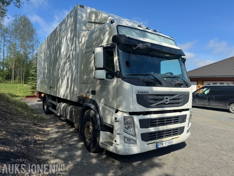 2011 Volvo FM-330 skapbil med full sideåpning og løftelem - Kapalı kasa kamyon: fotoğraf 4 2011 Volvo FM-330 skapbil med full sideåpning og løftelem - Kapalı kasa kamyon: fotoğraf 4