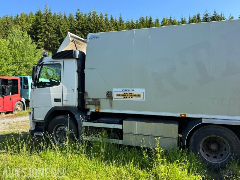 2011 Volvo FM6X2 komprimatorbil med kran / EU-godkjent - Çöp kamyonu: fotoğraf 2 2011 Volvo FM6X2 komprimatorbil med kran / EU-godkjent - Çöp kamyonu: fotoğraf 2