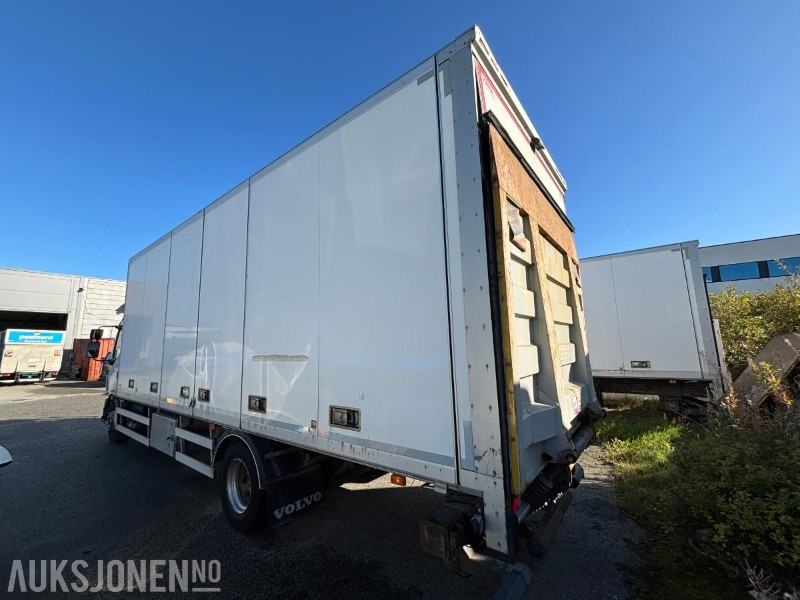 2012 VOLVO FL-290 SKAPBIL. FULL SIDEÅPNING OG ZEPRO BAKLØFT. 18PALLER - Kapalı kasa kamyon: fotoğraf 3 2012 VOLVO FL-290 SKAPBIL. FULL SIDEÅPNING OG ZEPRO BAKLØFT. 18PALLER - Kapalı kasa kamyon: fotoğraf 3