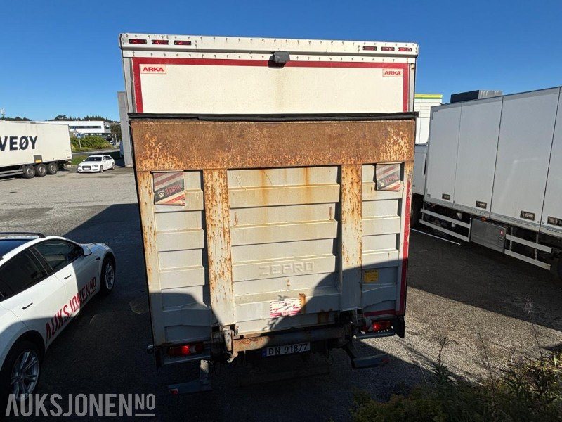 2012 VOLVO FL-290 SKAPBIL. FULL SIDEÅPNING OG ZEPRO BAKLØFT. 18PALLER - Kapalı kasa kamyon: fotoğraf 4 2012 VOLVO FL-290 SKAPBIL. FULL SIDEÅPNING OG ZEPRO BAKLØFT. 18PALLER - Kapalı kasa kamyon: fotoğraf 4