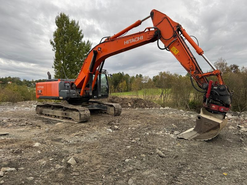 2013 Hitachi ZX250LC-5B,Servicehistorikk, Tiltrotator,sorterings-/rivningsklype,pigghammer, 3 skuffer - Ekskavatör: fotoğraf 3 2013 Hitachi ZX250LC-5B,Servicehistorikk, Tiltrotator,sorterings-/rivningsklype,pigghammer, 3 skuffer - Ekskavatör: fotoğraf 3
