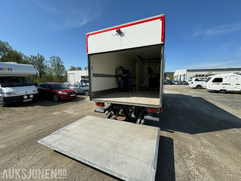 2013 MAN TGL 8.220 4X2BL - 18PL Carrier Frys - Bakløft - EU-Godkjent - Kapalı kasa kamyon: fotoğraf 4 2013 MAN TGL 8.220 4X2BL - 18PL Carrier Frys - Bakløft - EU-Godkjent - Kapalı kasa kamyon: fotoğraf 4