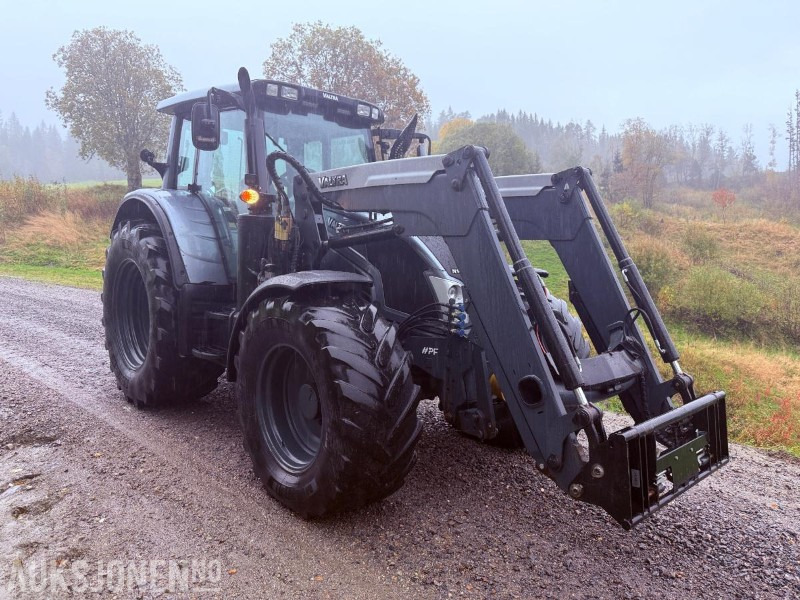 2013 Valtra N143 Direct med fronthydraulikk og kraftuttak(PTO) - Nylig EU godkjent - Traktör: fotoğraf 2 2013 Valtra N143 Direct med fronthydraulikk og kraftuttak(PTO) - Nylig EU godkjent - Traktör: fotoğraf 2