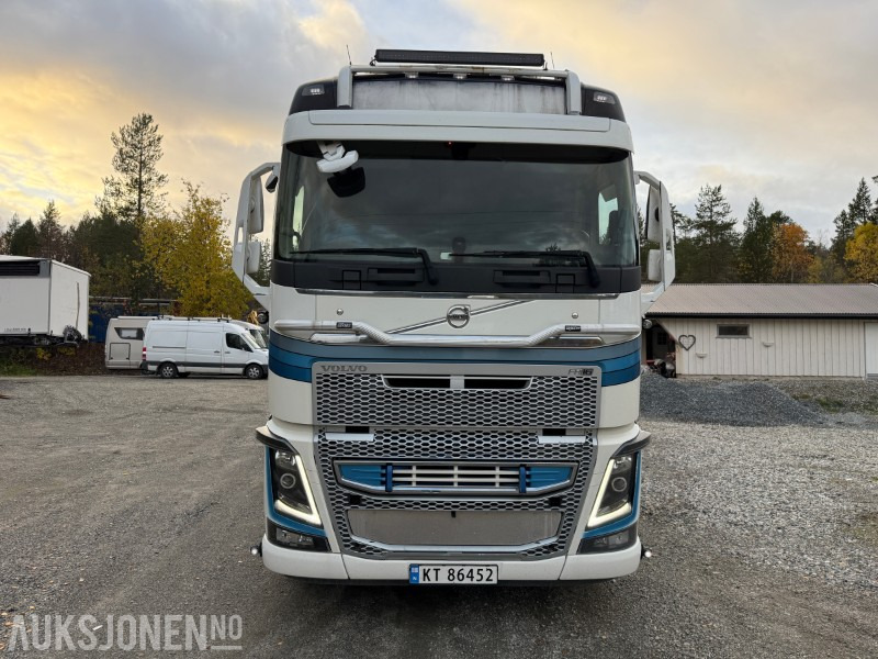 2013 Volvo FH16 750 8X4 - 430 000km - Krokbil - Kran hydraulikk - Brøyteplate - Kancalı yükleyici kamyon: fotoğraf 2 2013 Volvo FH16 750 8X4 - 430 000km - Krokbil - Kran hydraulikk - Brøyteplate - Kancalı yükleyici kamyon: fotoğraf 2