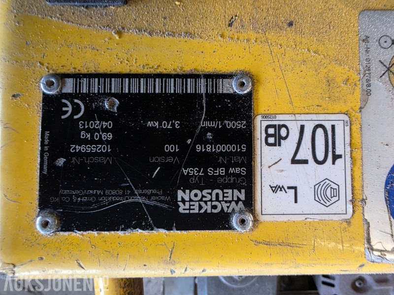 2013 Wacker Neuson Saw BFS 735A asfalt skjærer - İnşaat ekipmanı: fotoğraf 4 2013 Wacker Neuson Saw BFS 735A asfalt skjærer - İnşaat ekipmanı: fotoğraf 4