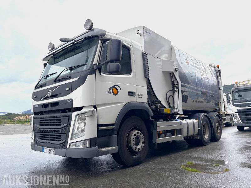 2014 Volvo FM420 EURO 6 sidelaster / komprimatorbil / renovasjonsbil - leveres med ny EU godkjenning - Çöp kamyonu: fotoğraf 1 2014 Volvo FM420 EURO 6 sidelaster / komprimatorbil / renovasjonsbil - leveres med ny EU godkjenning - Çöp kamyonu: fotoğraf 1