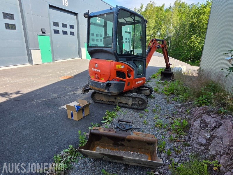 2015 Kubota KX019-4 Minigraver med grave og pusseskuff - Mini ekskavatör: fotoğraf 5 2015 Kubota KX019-4 Minigraver med grave og pusseskuff - Mini ekskavatör: fotoğraf 5