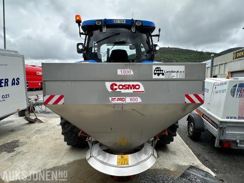 2015 New Holland T6.140 m/snøplog og strøkasse, 1789 timer - Traktör: fotoğraf 4 2015 New Holland T6.140 m/snøplog og strøkasse, 1789 timer - Traktör: fotoğraf 4