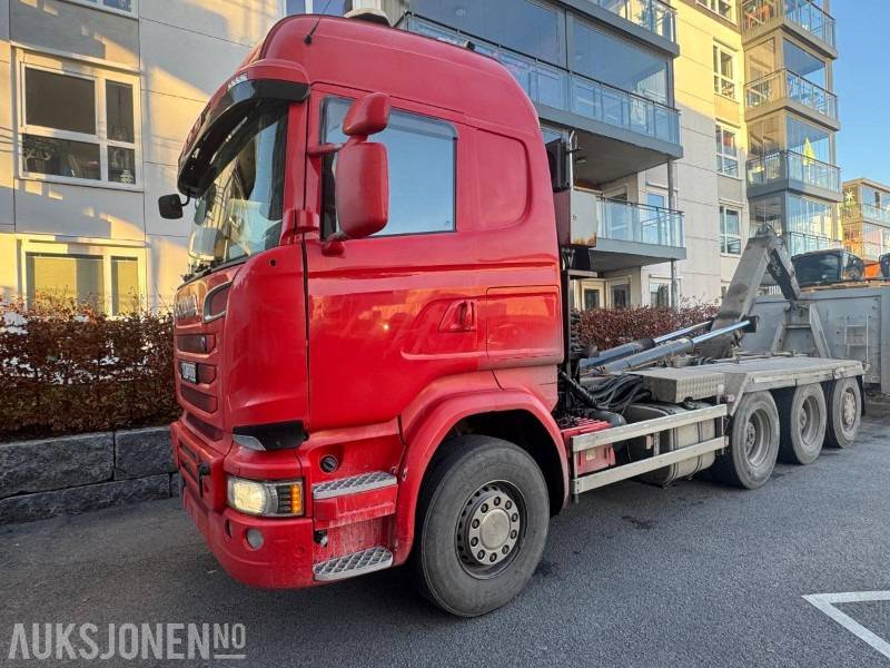 2015 Scania R580 8x4 tridem Krokbil / krokløft m/ JOAB 24t krok med knekk - Kancalı yükleyici kamyon: fotoğraf 1 2015 Scania R580 8x4 tridem Krokbil / krokløft m/ JOAB 24t krok med knekk - Kancalı yükleyici kamyon: fotoğraf 1