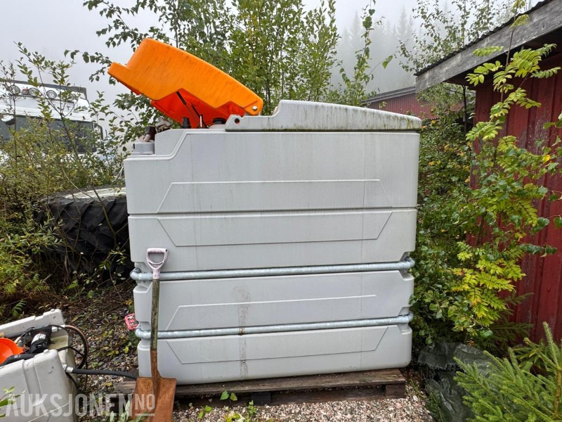 2017 Dieseltank 2500 liter med pumpe og televerk - İnşaat ekipmanı: fotoğraf 2 2017 Dieseltank 2500 liter med pumpe og televerk - İnşaat ekipmanı: fotoğraf 2