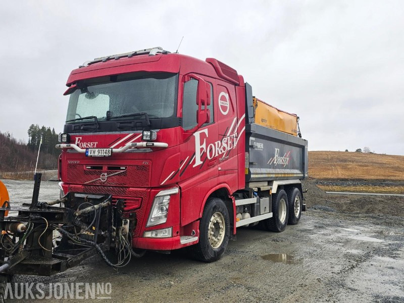 2017 Volvo FH 540 Tippbil med full brøytehydraulikk og planvibrator -Nye dekk for sesong(!!) - Damperli kamyon: fotoğraf 2 2017 Volvo FH 540 Tippbil med full brøytehydraulikk og planvibrator -Nye dekk for sesong(!!) - Damperli kamyon: fotoğraf 2