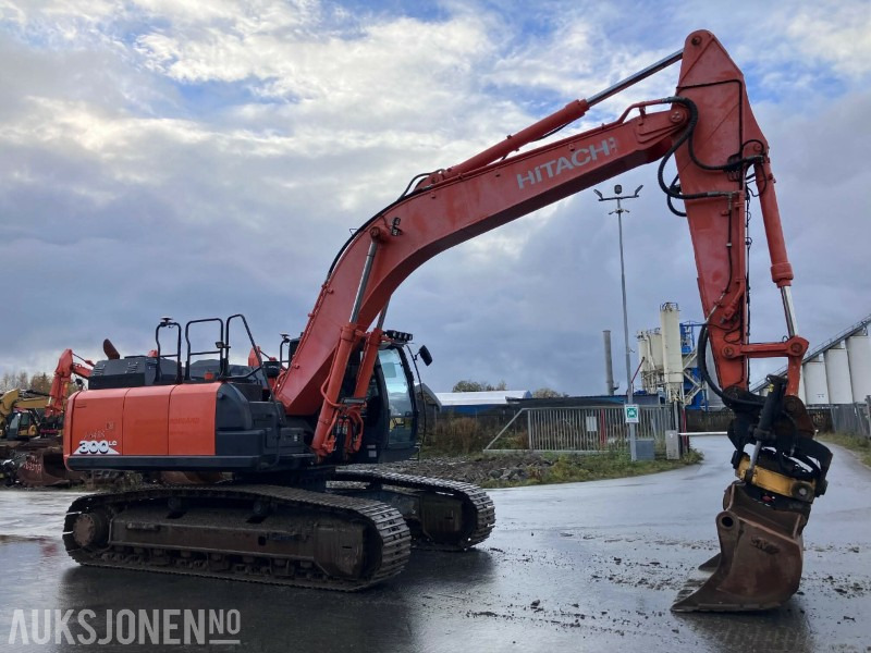 2018 Hitachi ZX300 LC-6 - Topcon GX60 - Sentralsmøring - 8200t - Ekskavatör: fotoğraf 2 2018 Hitachi ZX300 LC-6 - Topcon GX60 - Sentralsmøring - 8200t - Ekskavatör: fotoğraf 2