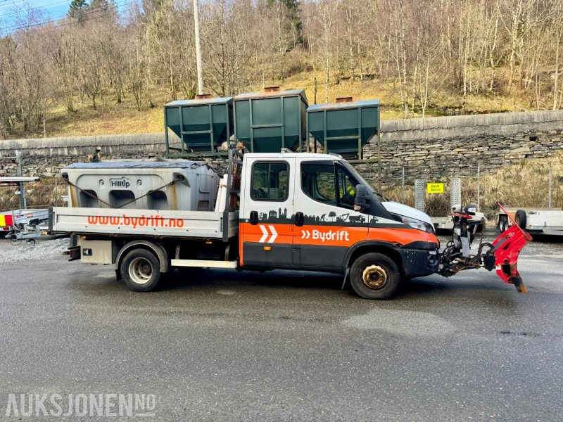 2018 Iveco Daily Kranbil m/Tipp - S/V Dekk - Saltstrøer - Brøyteskjær - Webasto - S/V Dekk - Eu-godkjent til 08/25 - Km: 106672 - Vinçli kamyon: fotoğraf 4 2018 Iveco Daily Kranbil m/Tipp - S/V Dekk - Saltstrøer - Brøyteskjær - Webasto - S/V Dekk - Eu-godkjent til 08/25 - Km: 106672 - Vinçli kamyon: fotoğraf 4