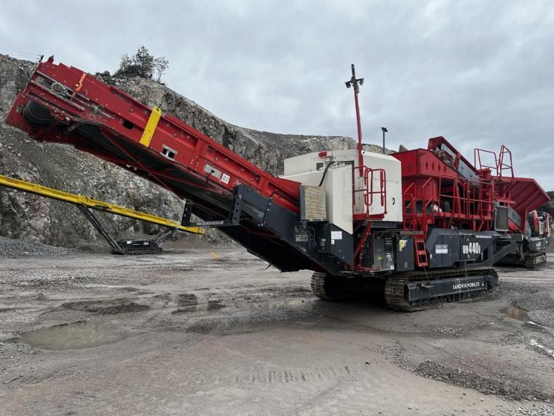 2018 Sandvik UH440i mobil konknuser - cone crusher - Konik kırıcı, Elek: fotoğraf 4 2018 Sandvik UH440i mobil konknuser - cone crusher - Konik kırıcı, Elek: fotoğraf 4