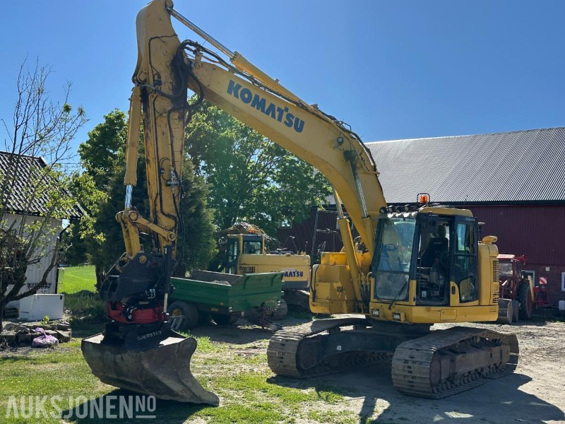 2019 Komatsu PC228USLC-11 - Gravemaskin - Tiltrotator R8 - Topcon GPS - 2skuffer - Sentralsmøring - 4467timer - Ekskavatör: fotoğraf 1 2019 Komatsu PC228USLC-11 - Gravemaskin - Tiltrotator R8 - Topcon GPS - 2skuffer - Sentralsmøring - 4467timer - Ekskavatör: fotoğraf 1
