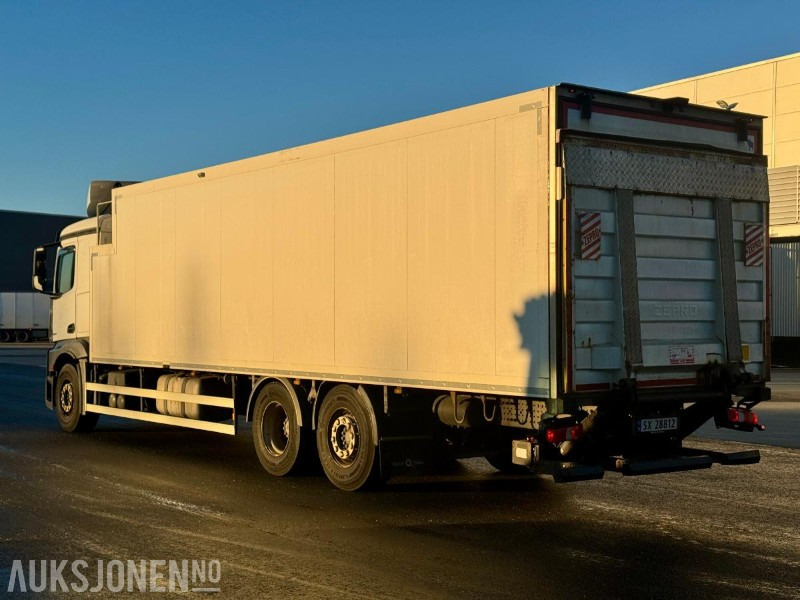 2019 Mercedes-Benz Actros 2545 L 6x2 Kjølebil - Eu-godkjent til 06/26 - Km: 193419 - Kapalı kasa kamyon: fotoğraf 4 2019 Mercedes-Benz Actros 2545 L 6x2 Kjølebil - Eu-godkjent til 06/26 - Km: 193419 - Kapalı kasa kamyon: fotoğraf 4