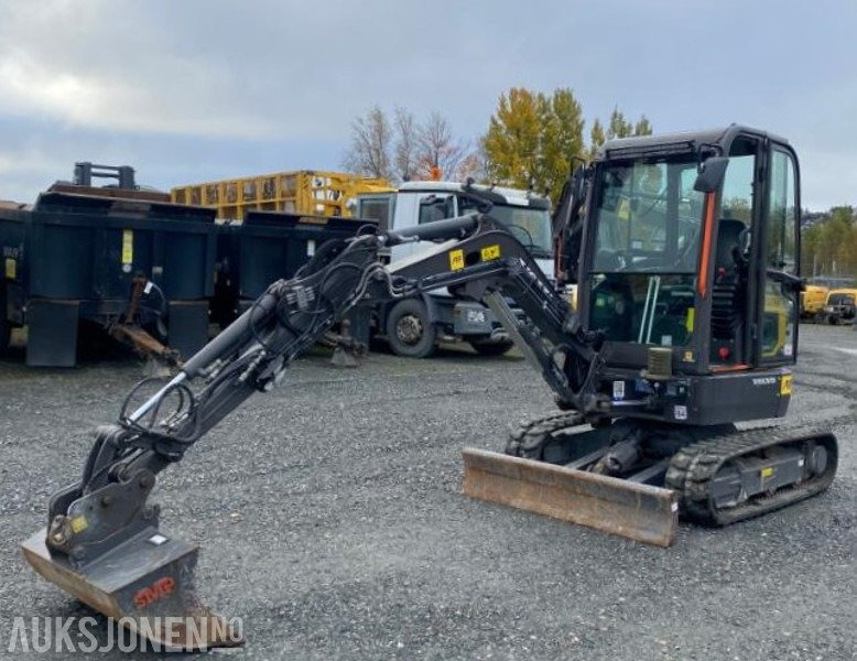 2021 Volvo ECR25 elektrisk minigraver med mye utstyr - Ekskavatör: fotoğraf 1 2021 Volvo ECR25 elektrisk minigraver med mye utstyr - Ekskavatör: fotoğraf 1