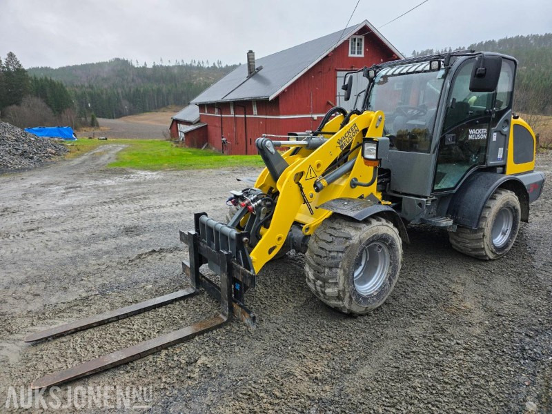 2022 Wacker Neuson WL 34 Hjullaster 485T KUN 2.15cm høy lasteskuffe og pallegaffel Hydraulisk HK Weidemann-feste - Tekerlekli yükleyici: fotoğraf 1 2022 Wacker Neuson WL 34 Hjullaster 485T KUN 2.15cm høy lasteskuffe og pallegaffel Hydraulisk HK Weidemann-feste - Tekerlekli yükleyici: fotoğraf 1