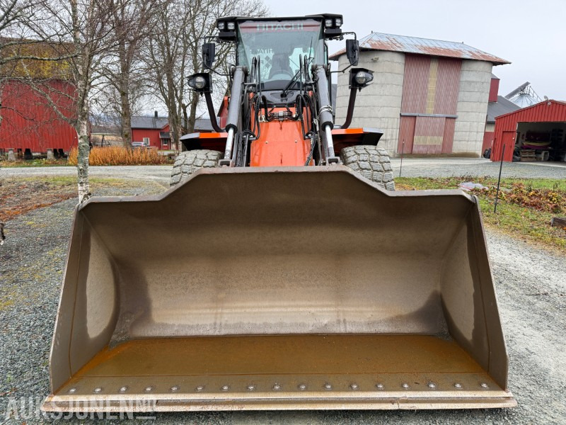 2023 Hitachi ZW 160PL7 LSD - BM120, skuffm/bolton, hydr. gaffler - Tekerlekli yükleyici: fotoğraf 2 2023 Hitachi ZW 160PL7 LSD - BM120, skuffm/bolton, hydr. gaffler - Tekerlekli yükleyici: fotoğraf 2
