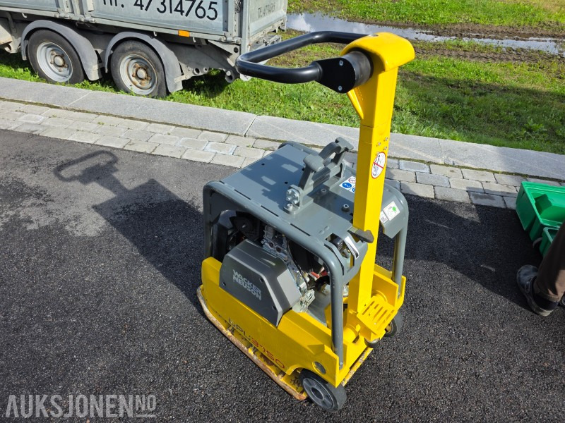 2023 Wacker Neuson DPU3750 Vibroplate 265kg - 4,2kW - 40 arbeidstimer - Silindir makinesi: fotoğraf 1 2023 Wacker Neuson DPU3750 Vibroplate 265kg - 4,2kW - 40 arbeidstimer - Silindir makinesi: fotoğraf 1