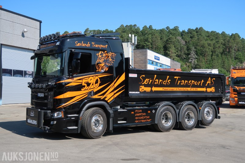 2024 Scania R590 8x4 brøyterigget krokbil m/ 24t JOAB krok - 12 000 km - serviceavtale - Kancalı yükleyici kamyon: fotoğraf 2 2024 Scania R590 8x4 brøyterigget krokbil m/ 24t JOAB krok - 12 000 km - serviceavtale - Kancalı yükleyici kamyon: fotoğraf 2