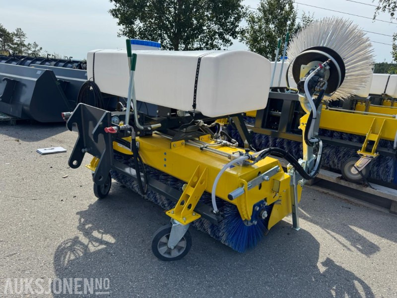 2024 Andre Tuchel-Sweep PLUS 590 kostemaskin, smussoppsamler, vanntank, sidebørste, Kramer-feste - Ataşman - İş makinaları: fotoğraf 3 2024 Andre Tuchel-Sweep PLUS 590 kostemaskin, smussoppsamler, vanntank, sidebørste, Kramer-feste - Ataşman - İş makinaları: fotoğraf 3