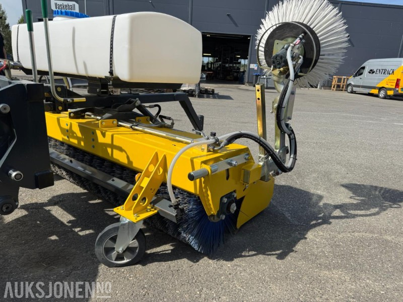 2024 Andre Tuchel-Sweep PLUS 590 – ny kostemaskin med vanntank, sidebørste og Kramer-feste - Ataşman - İş makinaları: fotoğraf 3 2024 Andre Tuchel-Sweep PLUS 590 – ny kostemaskin med vanntank, sidebørste og Kramer-feste - Ataşman - İş makinaları: fotoğraf 3