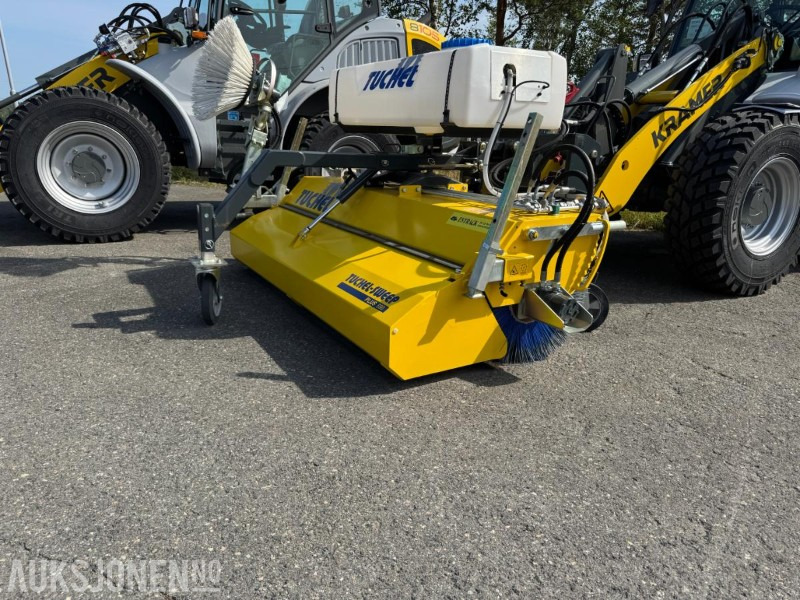 2024 Andre Tuchel-Sweep PLUS 590 – ny kostemaskin med vanntank, sidebørste og Kramer-feste - Ataşman - İş makinaları: fotoğraf 2 2024 Andre Tuchel-Sweep PLUS 590 – ny kostemaskin med vanntank, sidebørste og Kramer-feste - Ataşman - İş makinaları: fotoğraf 2
