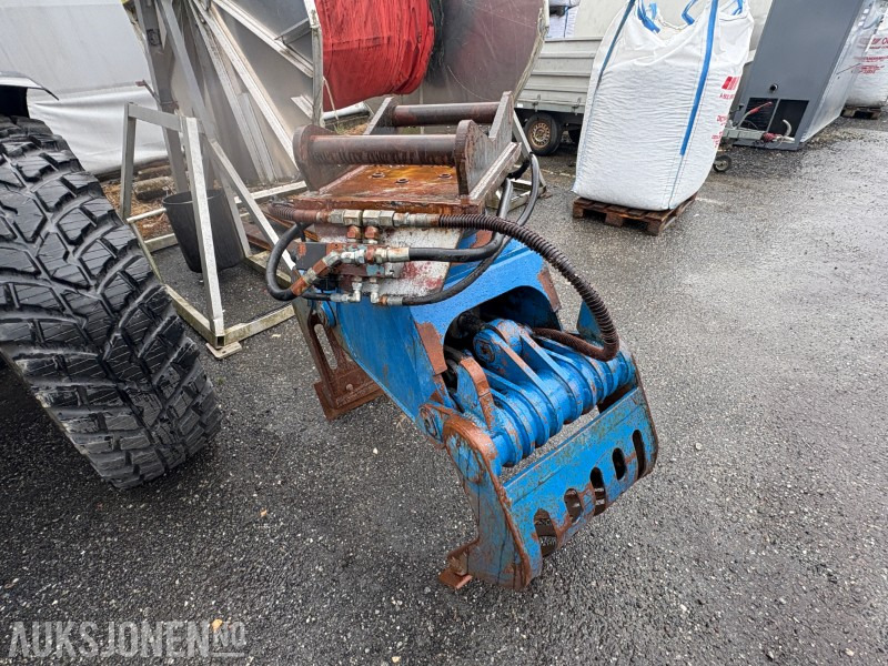 Sorteringsklo med hydraulisk rotator og S60-feste - Ataşman - İş makinaları: fotoğraf 2 Sorteringsklo med hydraulisk rotator og S60-feste - Ataşman - İş makinaları: fotoğraf 2