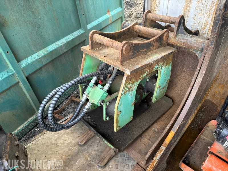 Vibroplate / markvibrator med S50-feste til gravemaskin - Ataşman - İş makinaları: fotoğraf 1 Vibroplate / markvibrator med S50-feste til gravemaskin - Ataşman - İş makinaları: fotoğraf 1
