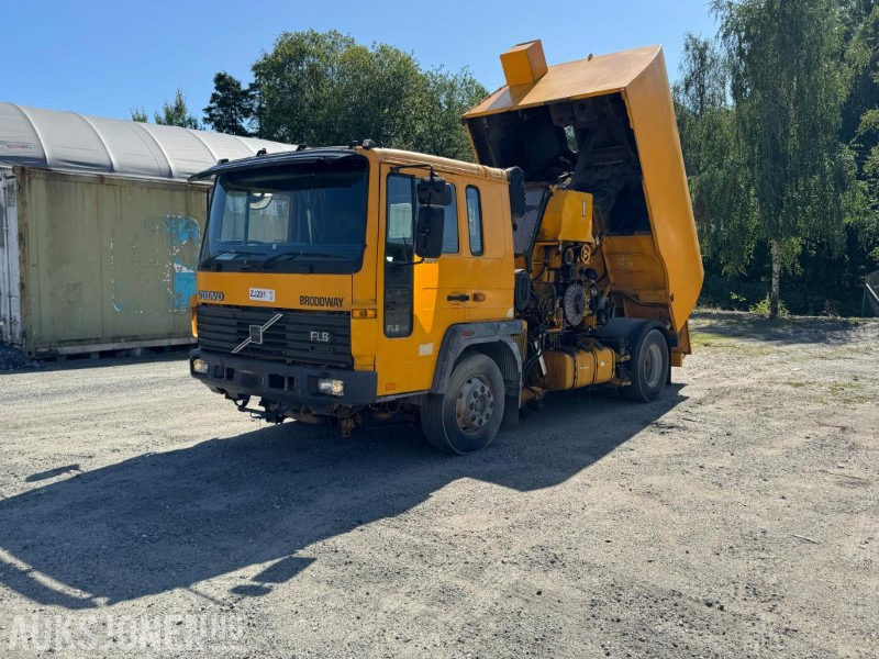 1998 Volvo FL614 feiebil m/ Johnston-Beam S5000 | 135 965 km | 4 638 t | Automat - Atık toplama taşıt/ Özel amaçlı taşıt: fotoğraf 1 1998 Volvo FL614 feiebil m/ Johnston-Beam S5000 | 135 965 km | 4 638 t | Automat - Atık toplama taşıt/ Özel amaçlı taşıt: fotoğraf 1