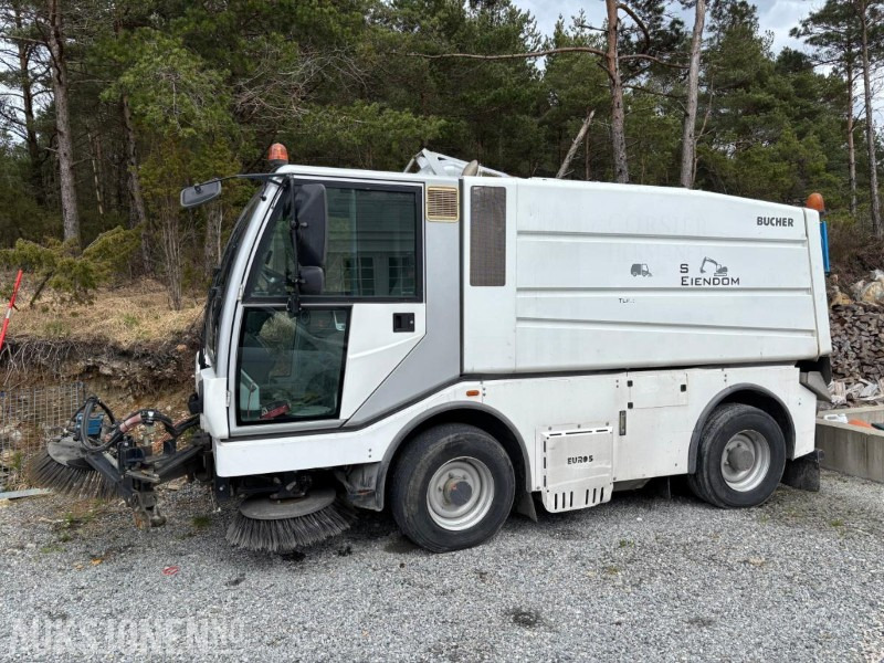 2010 Bucher CityCat 5000 feiebil / kostebil - Atık toplama taşıt/ Özel amaçlı taşıt: fotoğraf 2 2010 Bucher CityCat 5000 feiebil / kostebil - Atık toplama taşıt/ Özel amaçlı taşıt: fotoğraf 2