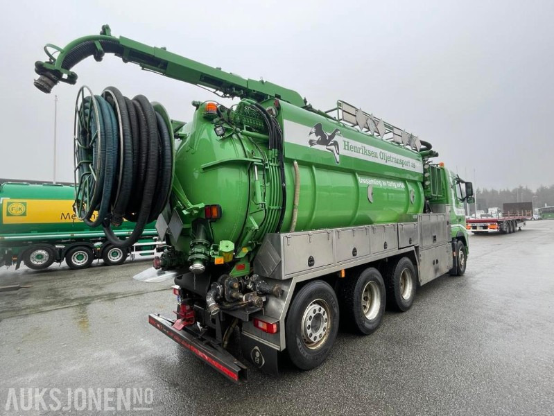2010 VOLVO FH500 8X4 INTERCONSULT SS2343 BST3-17CR ADR SLAMSUGER MED HØYTRYKKSPYLER - 203576 KM. - Atık toplama taşıt/ Özel amaçlı taşıt: fotoğraf 4 2010 VOLVO FH500 8X4 INTERCONSULT SS2343 BST3-17CR ADR SLAMSUGER MED HØYTRYKKSPYLER - 203576 KM. - Atık toplama taşıt/ Özel amaçlı taşıt: fotoğraf 4