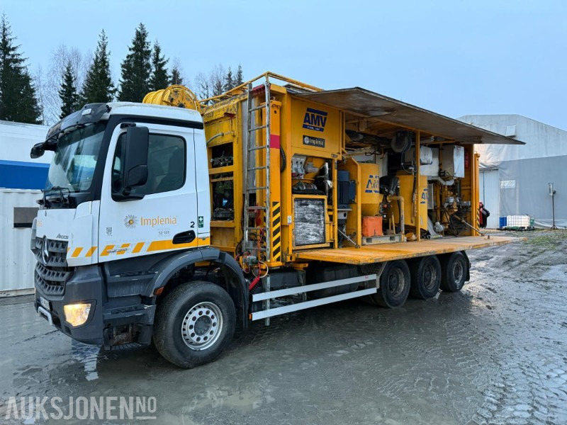 2017 Mercedes-Benz Arocs 3235 8x4, Injeksjonsrigg AMV, EURO 6, påmontert kran - Atık toplama taşıt/ Özel amaçlı taşıt: fotoğraf 1 2017 Mercedes-Benz Arocs 3235 8x4, Injeksjonsrigg AMV, EURO 6, påmontert kran - Atık toplama taşıt/ Özel amaçlı taşıt: fotoğraf 1