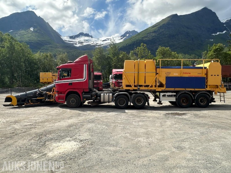 Scania G490 6X2 Euro6 4WD trekkvogn m/kombispreder - GMI V-plog - Klar for brøytesesongen - Atık toplama taşıt/ Özel amaçlı taşıt: fotoğraf 2 Scania G490 6X2 Euro6 4WD trekkvogn m/kombispreder - GMI V-plog - Klar for brøytesesongen - Atık toplama taşıt/ Özel amaçlı taşıt: fotoğraf 2