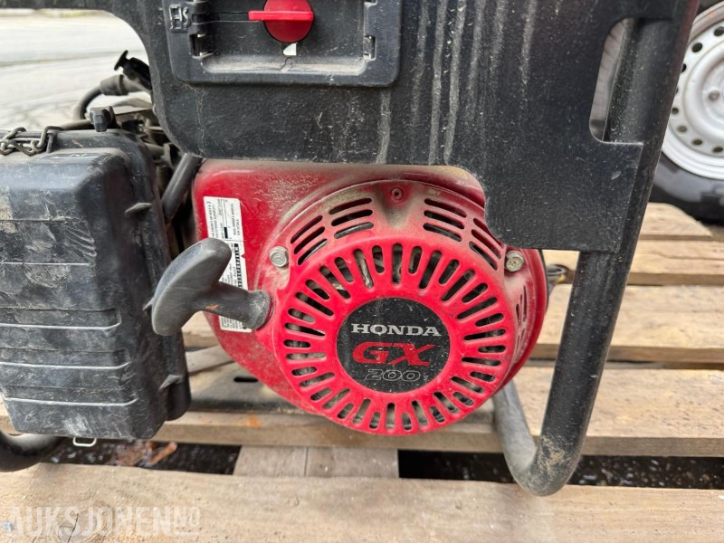 Atlas Copco aggregat / Honda GX200 / Rep.objekt - İnşaat ekipmanı: fotoğraf 5 Atlas Copco aggregat / Honda GX200 / Rep.objekt - İnşaat ekipmanı: fotoğraf 5
