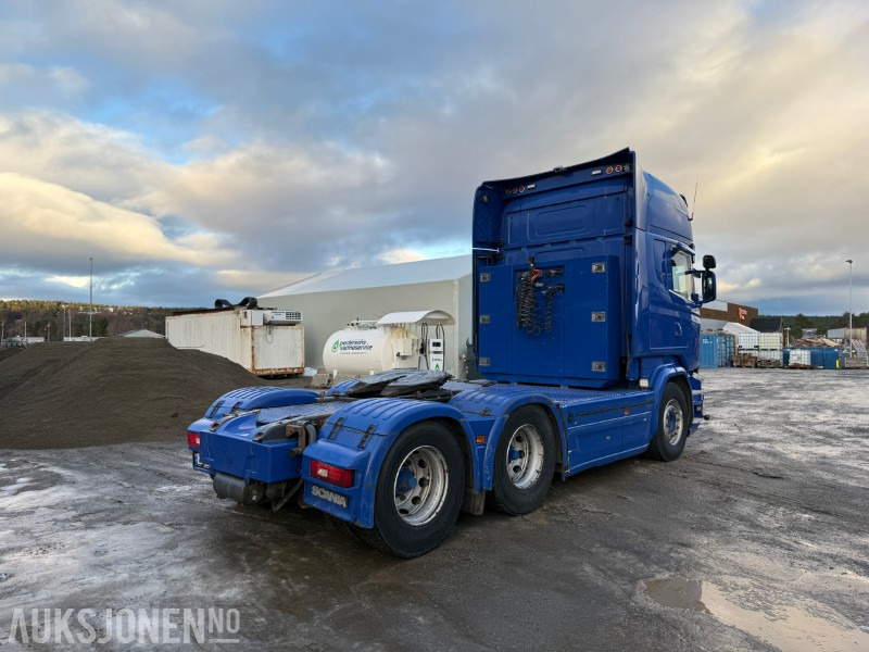 2015 Scania R-serie 6x4 Påkostet - Brøyterigget - Tipphydraulikk - Sprederhydraulikk - 675 643km - Çekici: fotoğraf 5 2015 Scania R-serie 6x4 Påkostet - Brøyterigget - Tipphydraulikk - Sprederhydraulikk - 675 643km - Çekici: fotoğraf 5