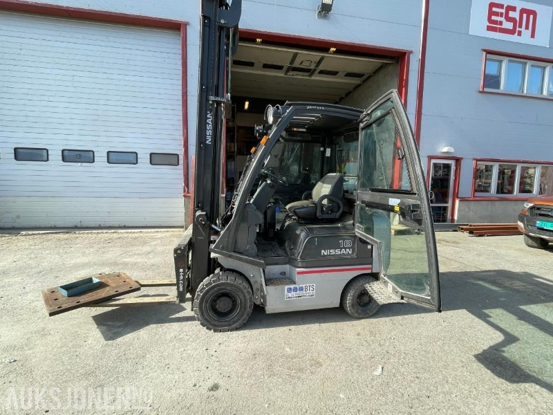 2013 Nissan Gaffeltruck Y1D1A18Q - 5M løftehøyde Høy - mva fritt - Diğer araçlar: fotoğraf 5 2013 Nissan Gaffeltruck Y1D1A18Q - 5M løftehøyde Høy - mva fritt - Diğer araçlar: fotoğraf 5