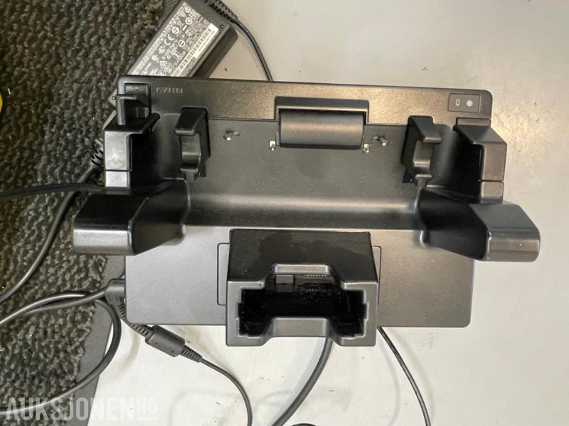 GEOMAX ZENITH40 GNSS SMART ANTENNE MED PANASONIC FELT-PC - İnşaat ekipmanı: fotoğraf 4 GEOMAX ZENITH40 GNSS SMART ANTENNE MED PANASONIC FELT-PC - İnşaat ekipmanı: fotoğraf 4