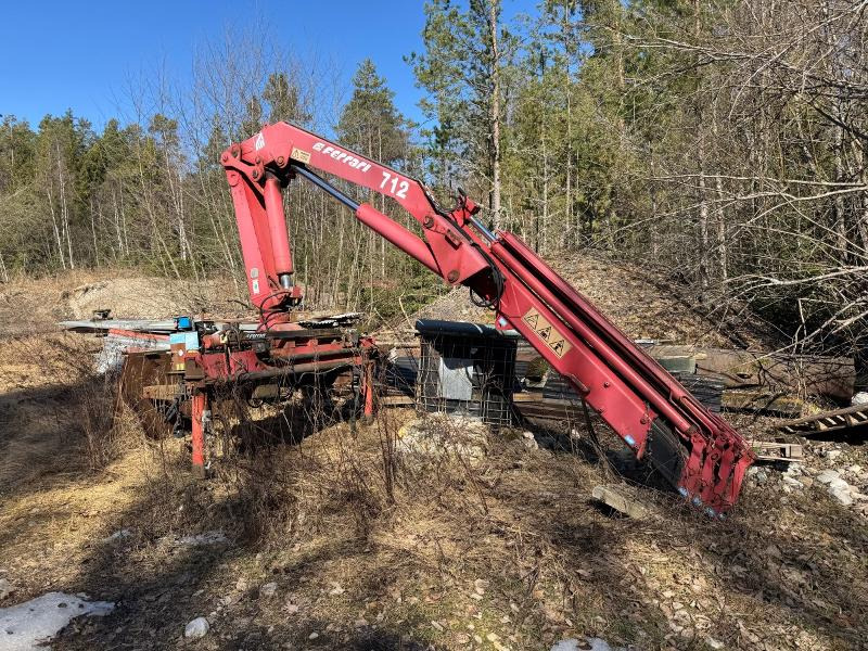 2004 Ferrari 712 A4 Kran med fjernkontroll - Kamyon: fotoğraf 1 2004 Ferrari 712 A4 Kran med fjernkontroll - Kamyon: fotoğraf 1