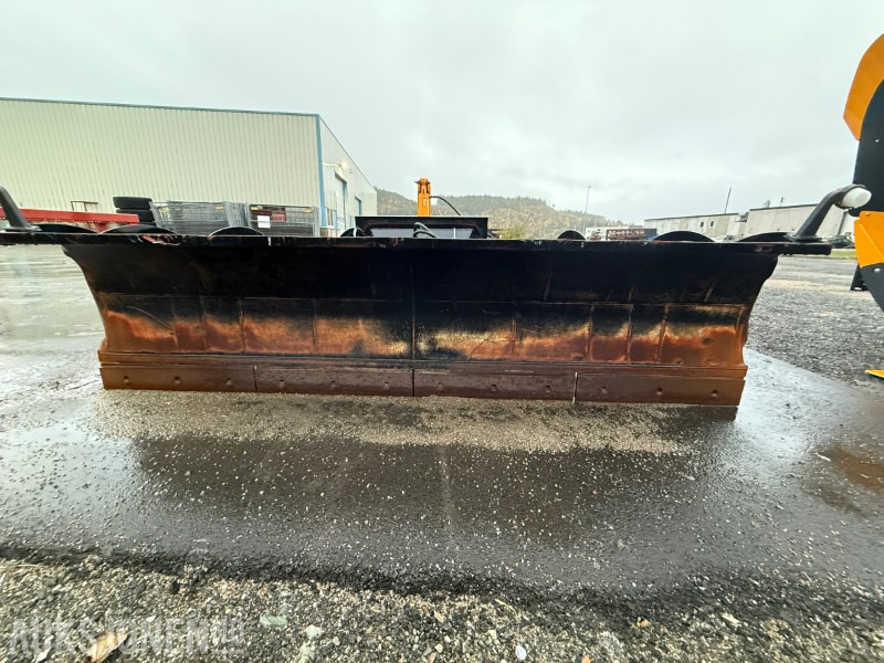 Gradmeko Plog med Markeringslys, Paralellogram og Fjærbelastet slitestål - Kamyon: fotoğraf 5 Gradmeko Plog med Markeringslys, Paralellogram og Fjærbelastet slitestål - Kamyon: fotoğraf 5